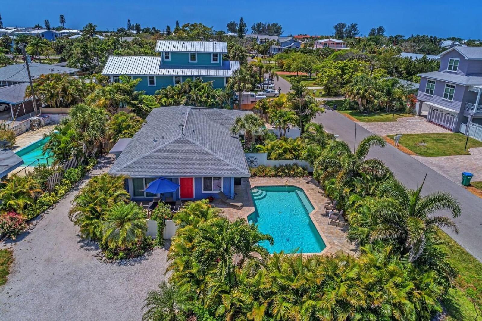 הוילה הולמס ביץ' Salt Air East By Beach Retreats חדר תמונה
